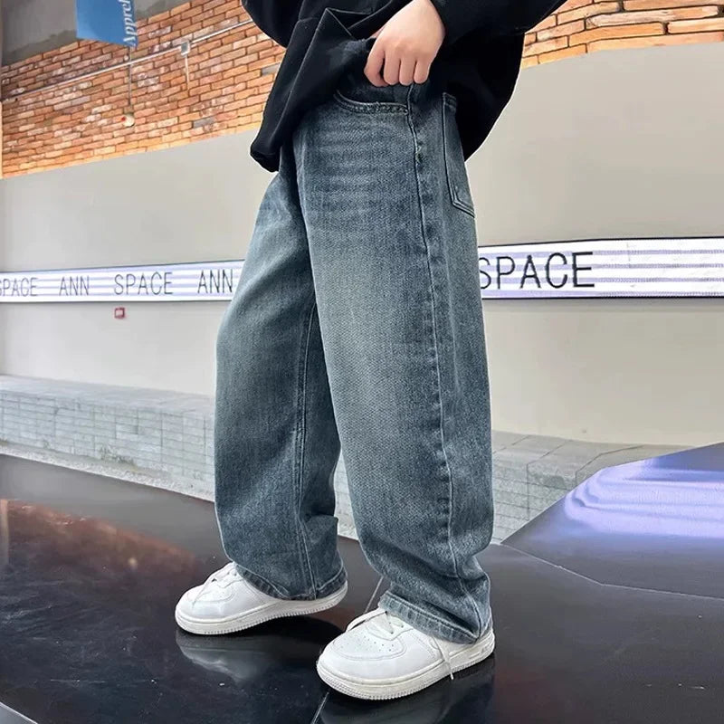 New Children Boys Denim Pants Cotton Solid Elastic Wiast Infant Babyd Boyd Jeans Loose Versatile Young Teenager Boys Trousers