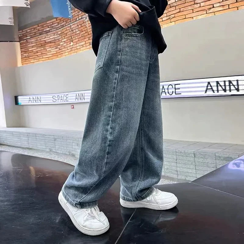 New Children Boys Denim Pants Cotton Solid Elastic Wiast Infant Babyd Boyd Jeans Loose Versatile Young Teenager Boys Trousers